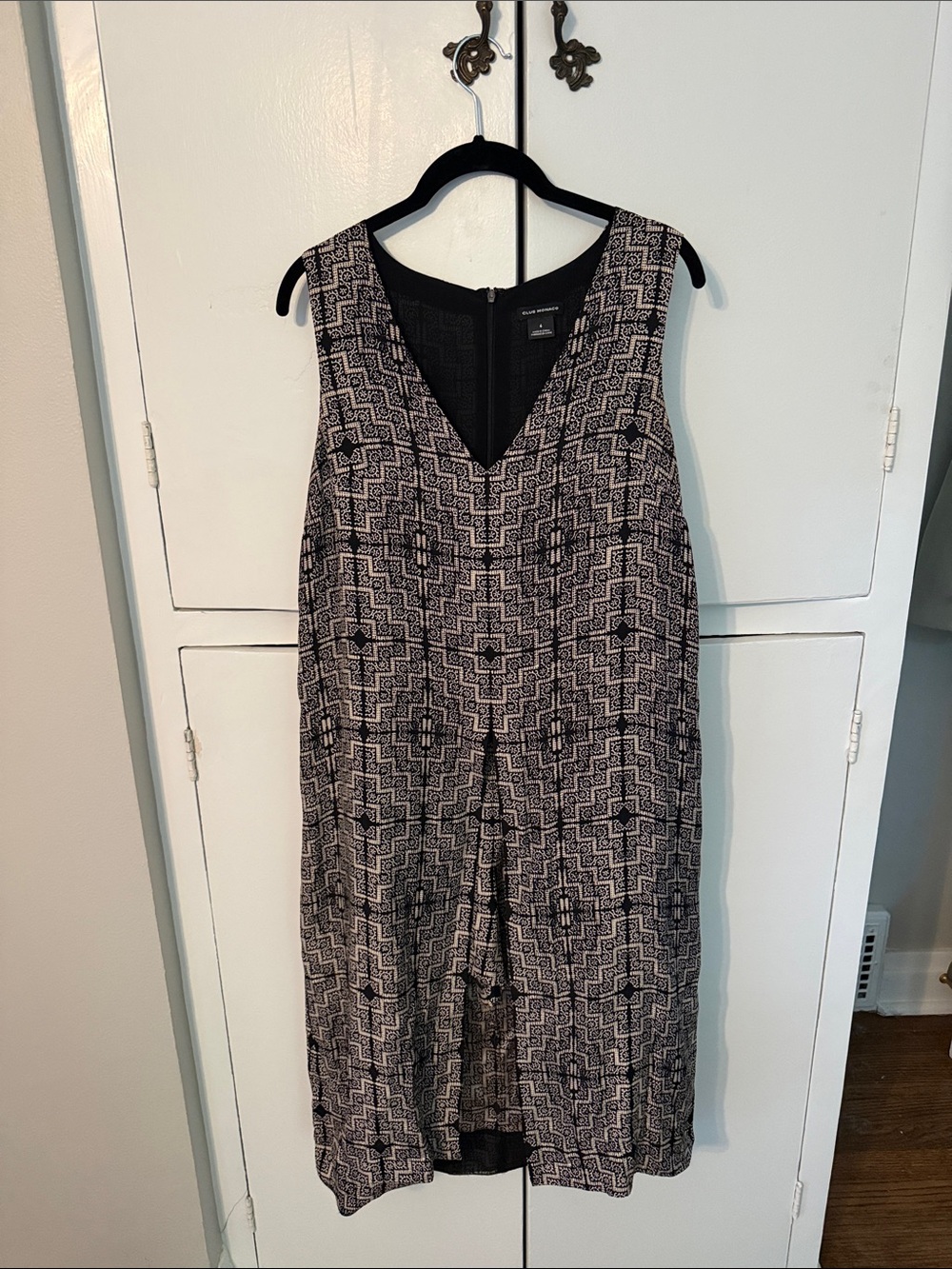 Sleeveless Silk Geometric V-Neck Romper - Split Front